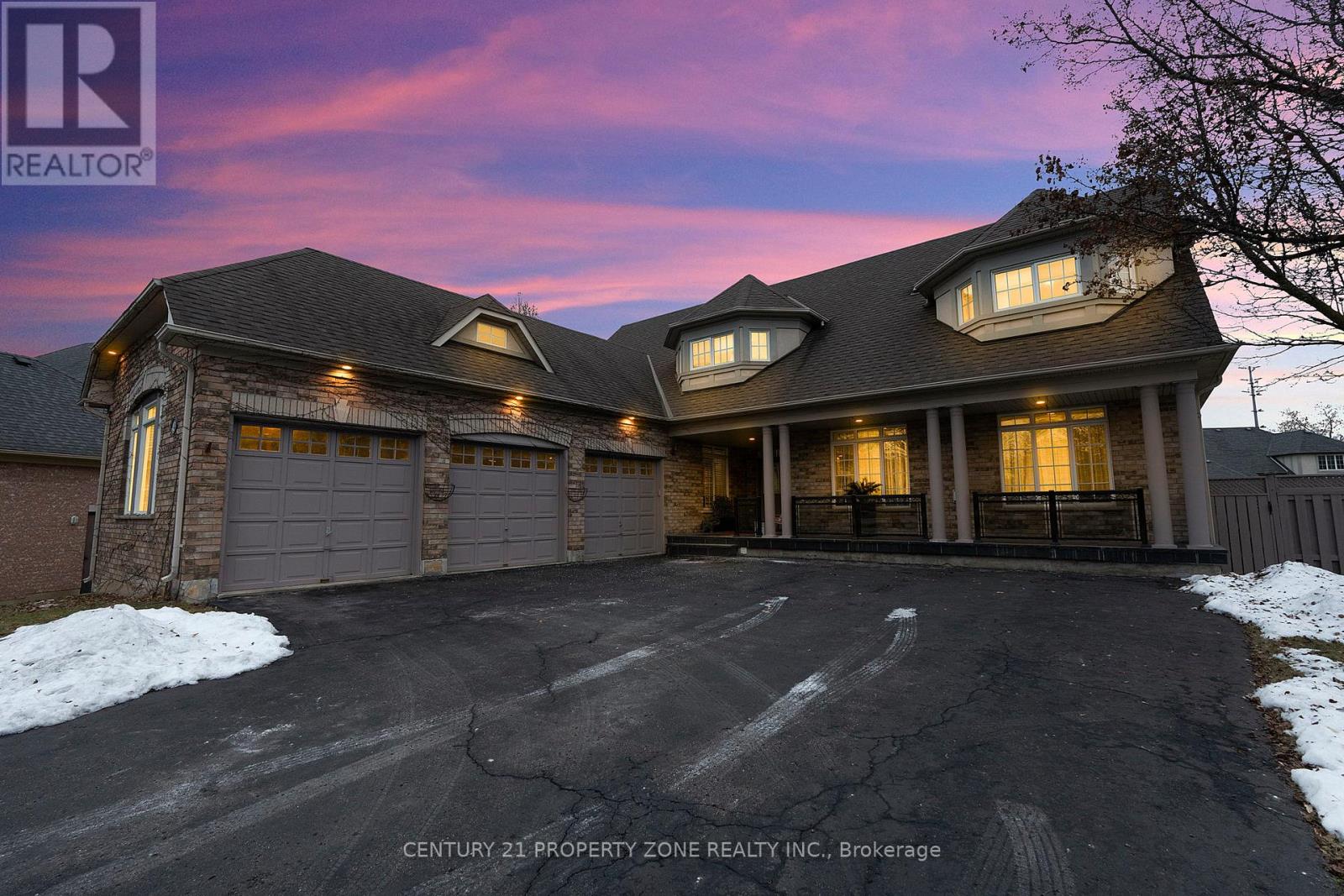 4 CHAMPION COURT, Brampton, Ontario