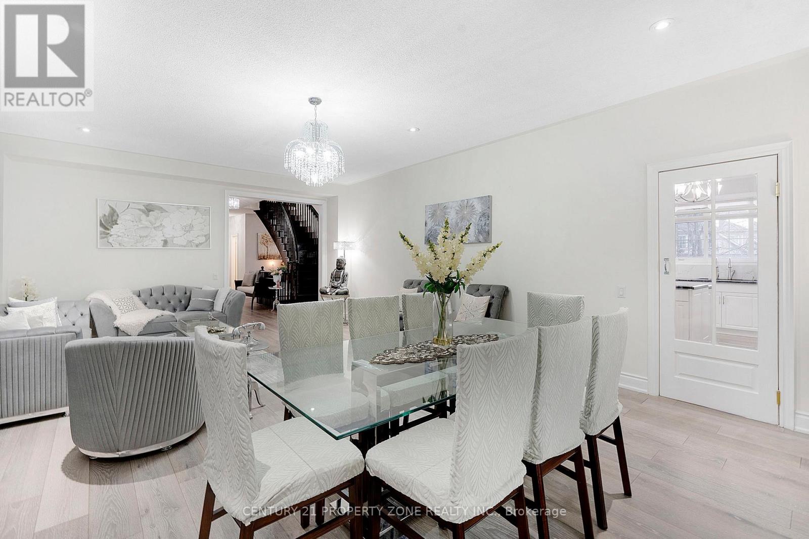 4 Champion Court, Brampton, Ontario  L6Y 5G9 - Photo 15 - W12654600