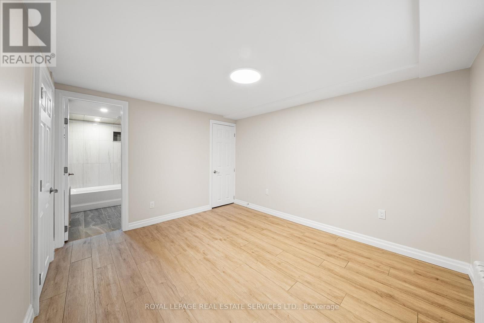 1 - 48a Arcadian Circle, Toronto, Ontario  M8W 2Y9 - Photo 14 - W12654604