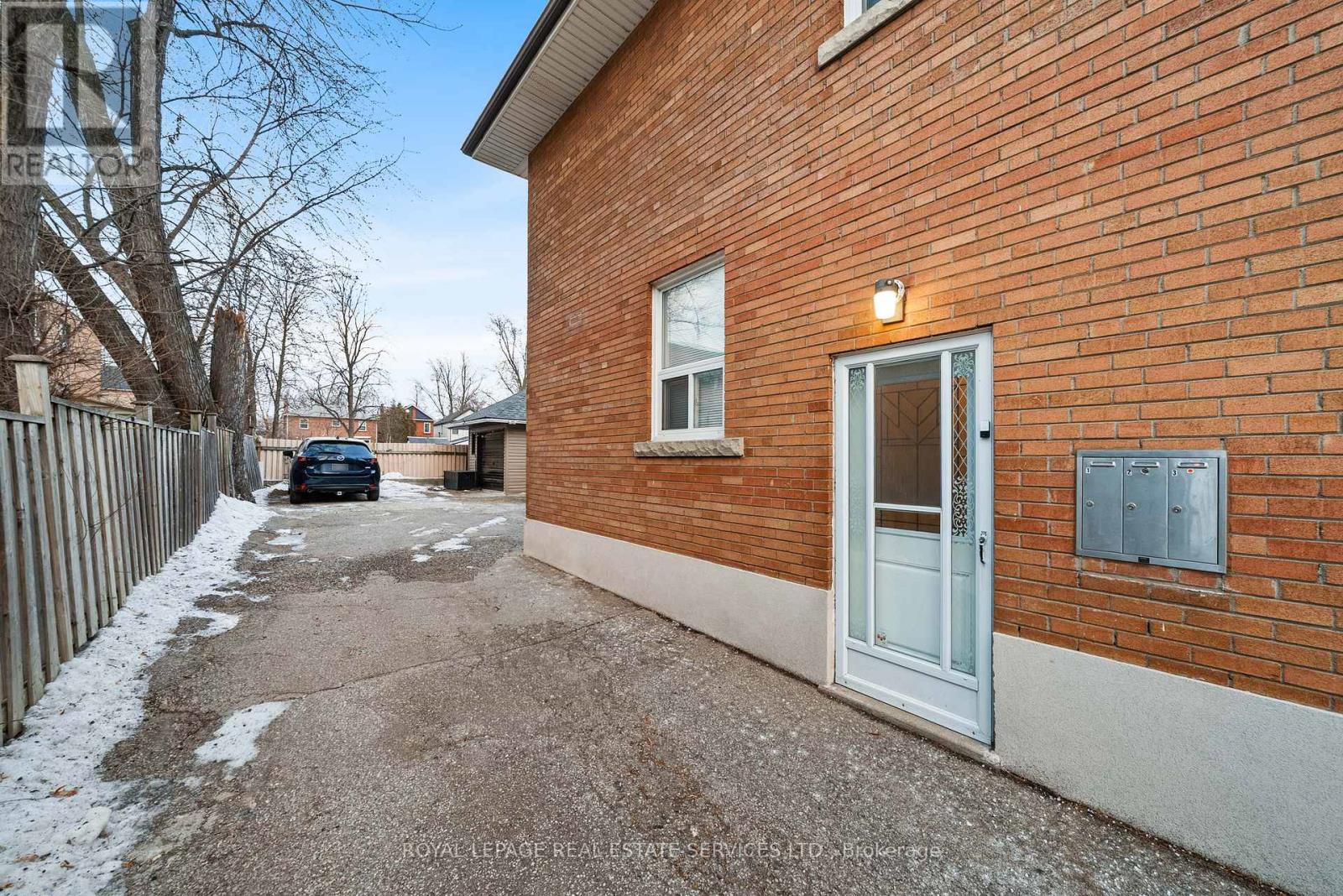 1 - 48a Arcadian Circle, Toronto, Ontario  M8W 2Y9 - Photo 20 - W12654604