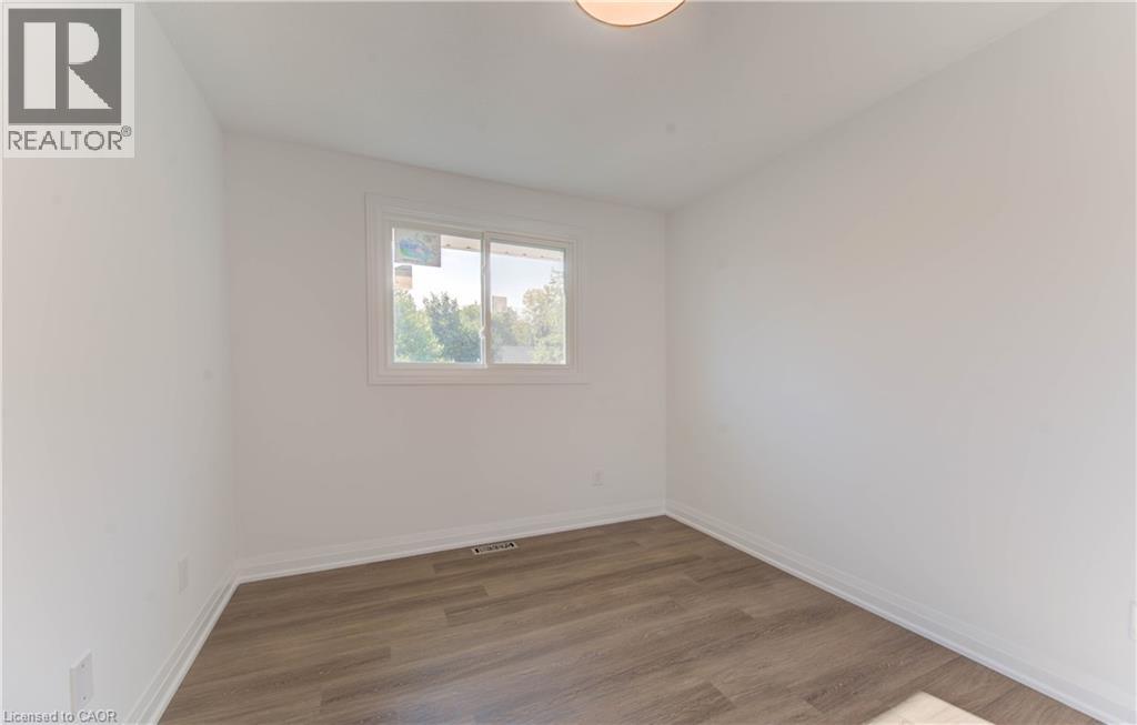 90 Culpepper Drive, Waterloo, Ontario  N2L 5S1 - Photo 24 - 40795418