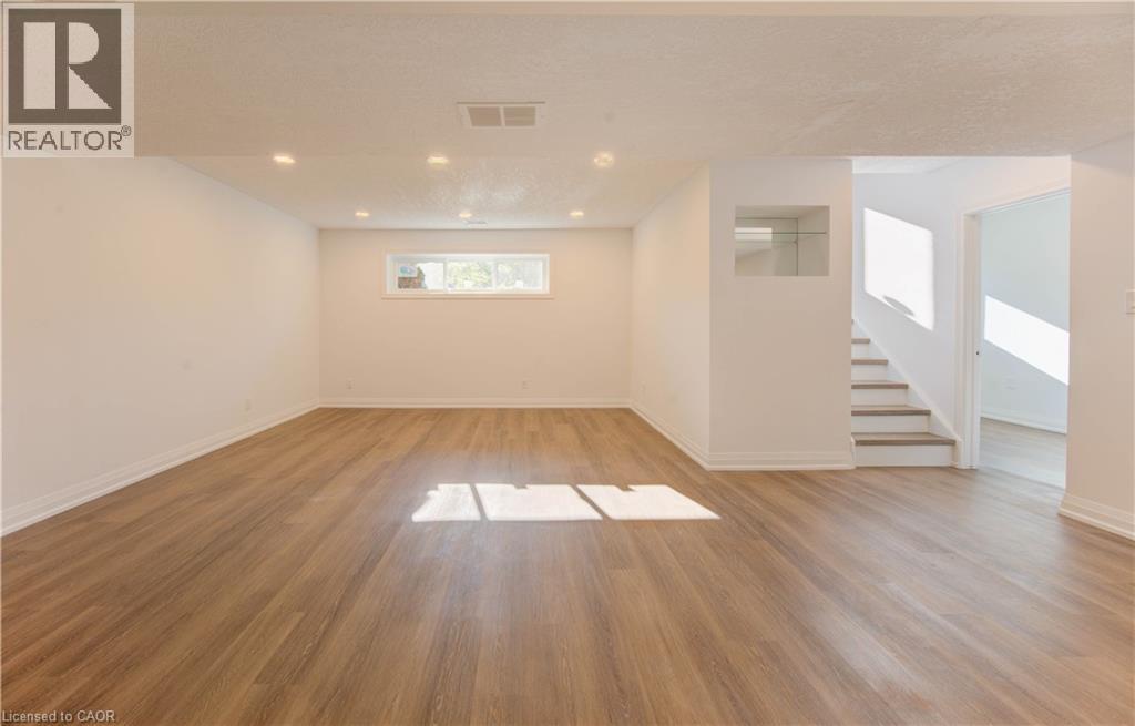 90 Culpepper Drive, Waterloo, Ontario  N2L 5S1 - Photo 34 - 40795418