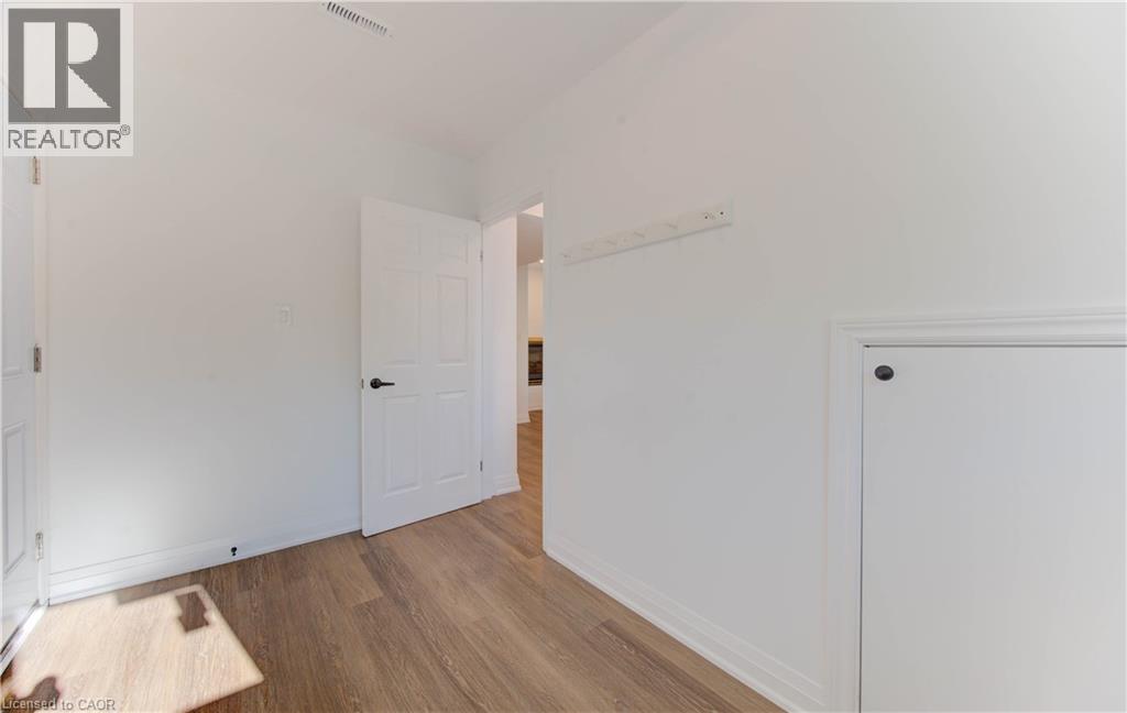 90 Culpepper Drive, Waterloo, Ontario  N2L 5S1 - Photo 37 - 40795418