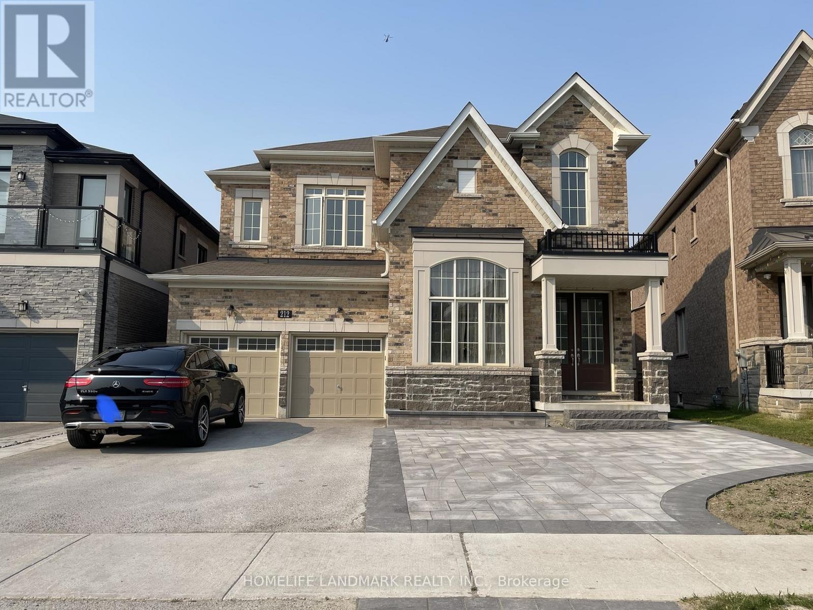 212 SCRIVENER DRIVE, Aurora, Ontario
