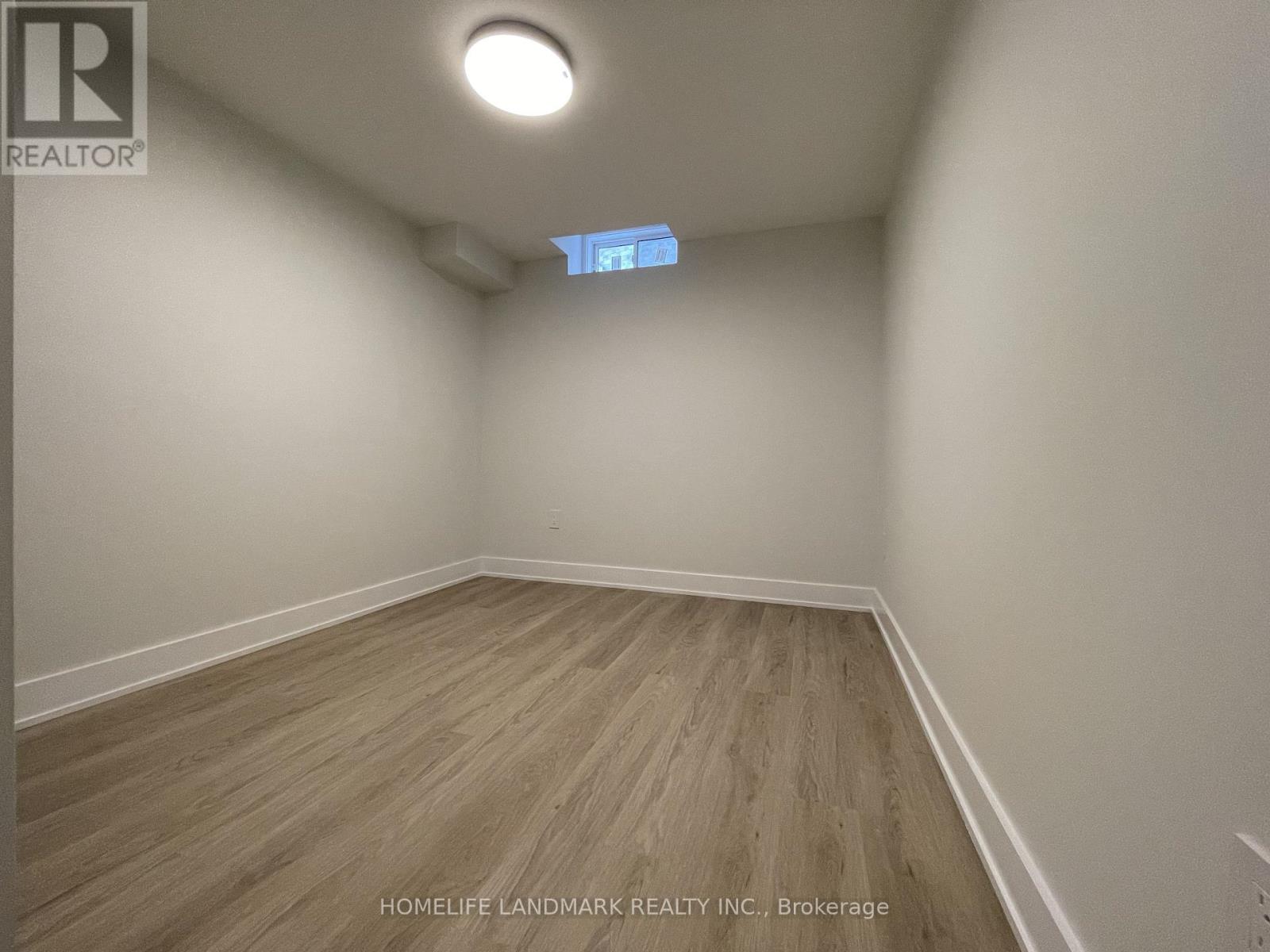 212 Scrivener Drive, Aurora, Ontario  L4G 0Z1 - Photo 10 - N12654636