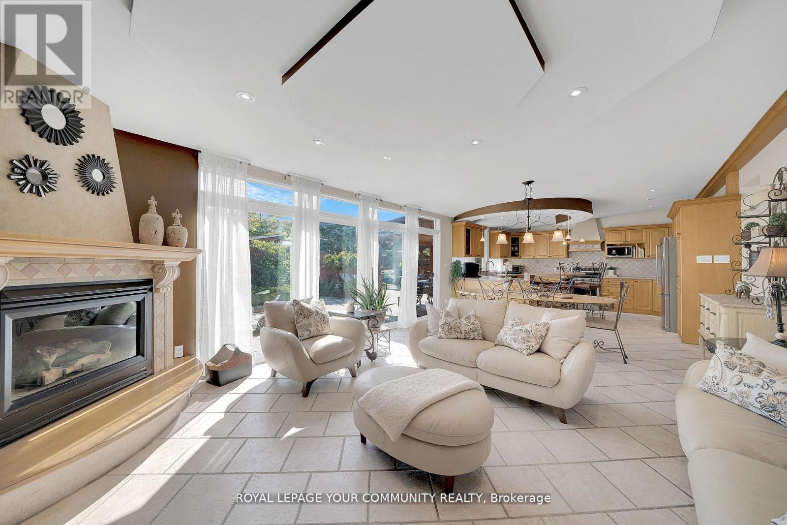 8065 Kipling Avenue, Vaughan, Ontario  L4L 2A2 - Photo 12 - N12654640