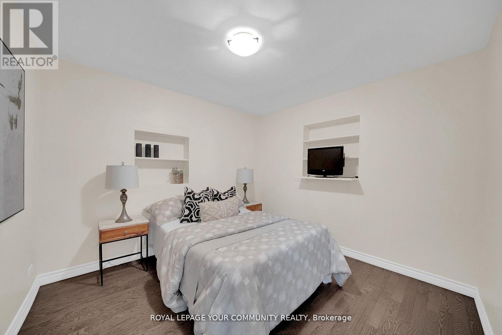 8065 Kipling Avenue, Vaughan, Ontario  L4L 2A2 - Photo 17 - N12654640