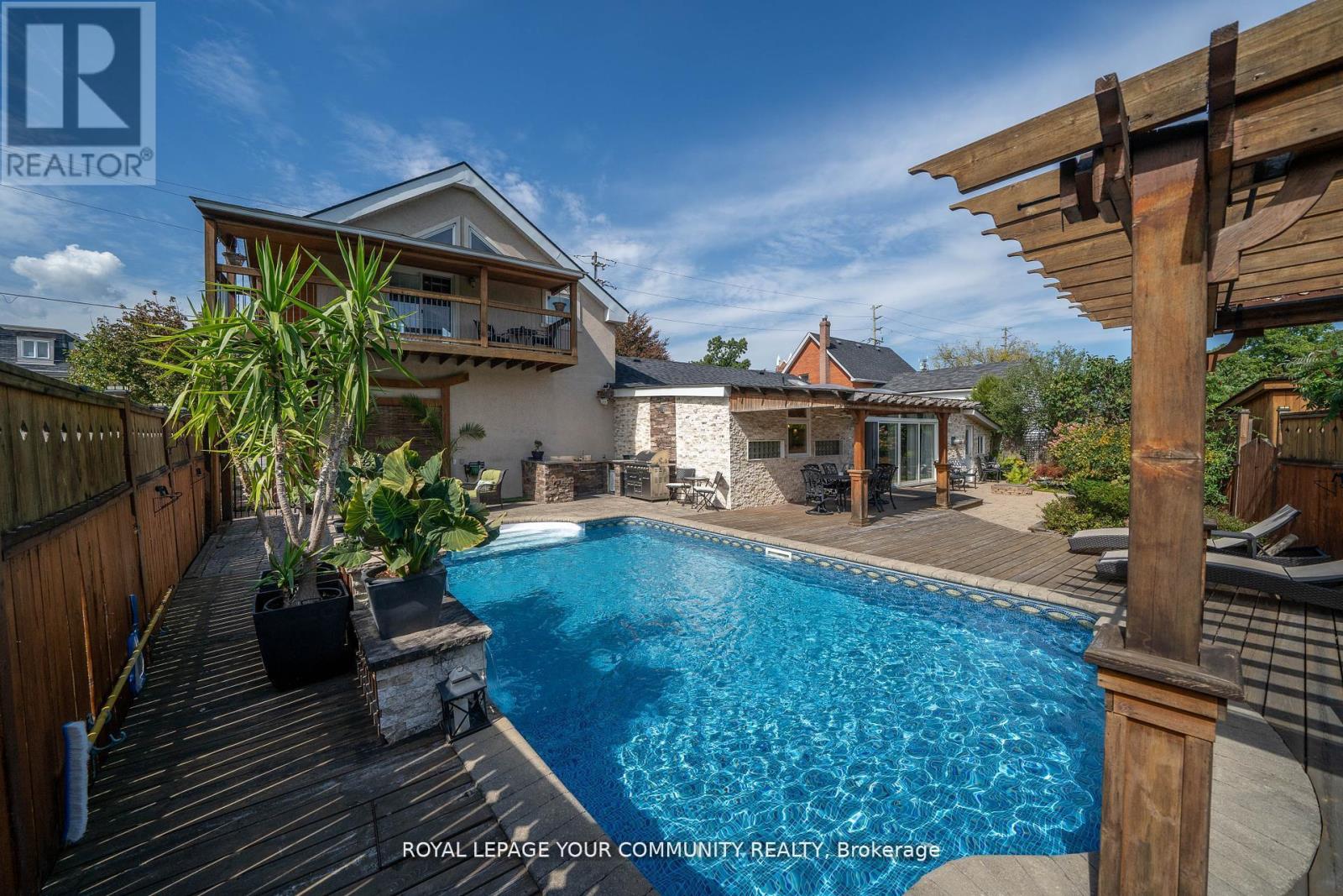 8065 Kipling Avenue, Vaughan, Ontario  L4L 2A2 - Photo 24 - N12654640