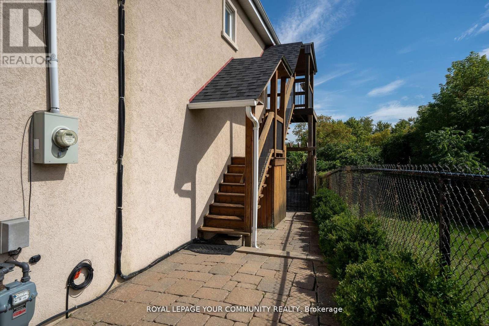 8065 Kipling Avenue, Vaughan, Ontario  L4L 2A2 - Photo 29 - N12654640