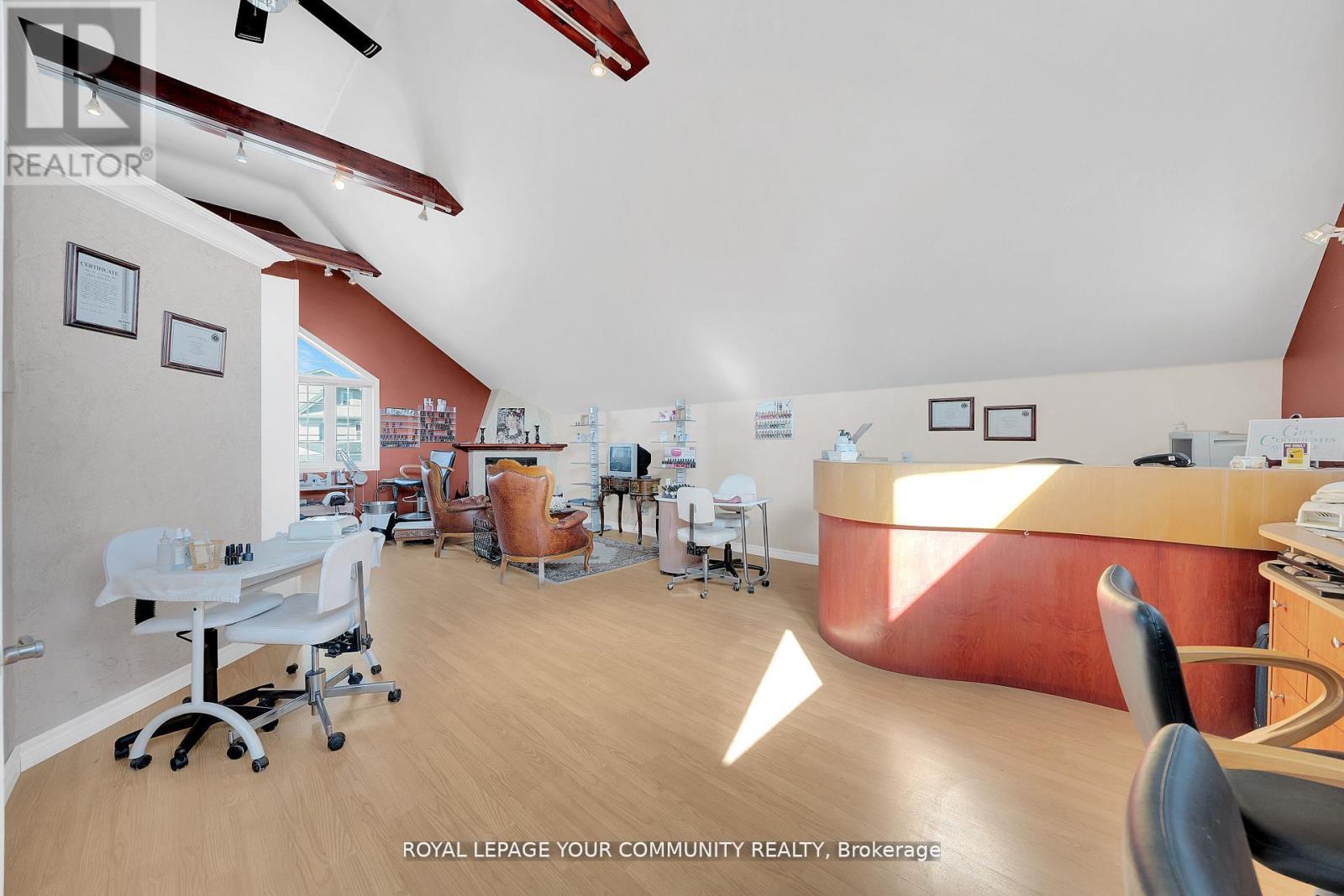 8065 Kipling Avenue, Vaughan, Ontario  L4L 2A2 - Photo 32 - N12654640