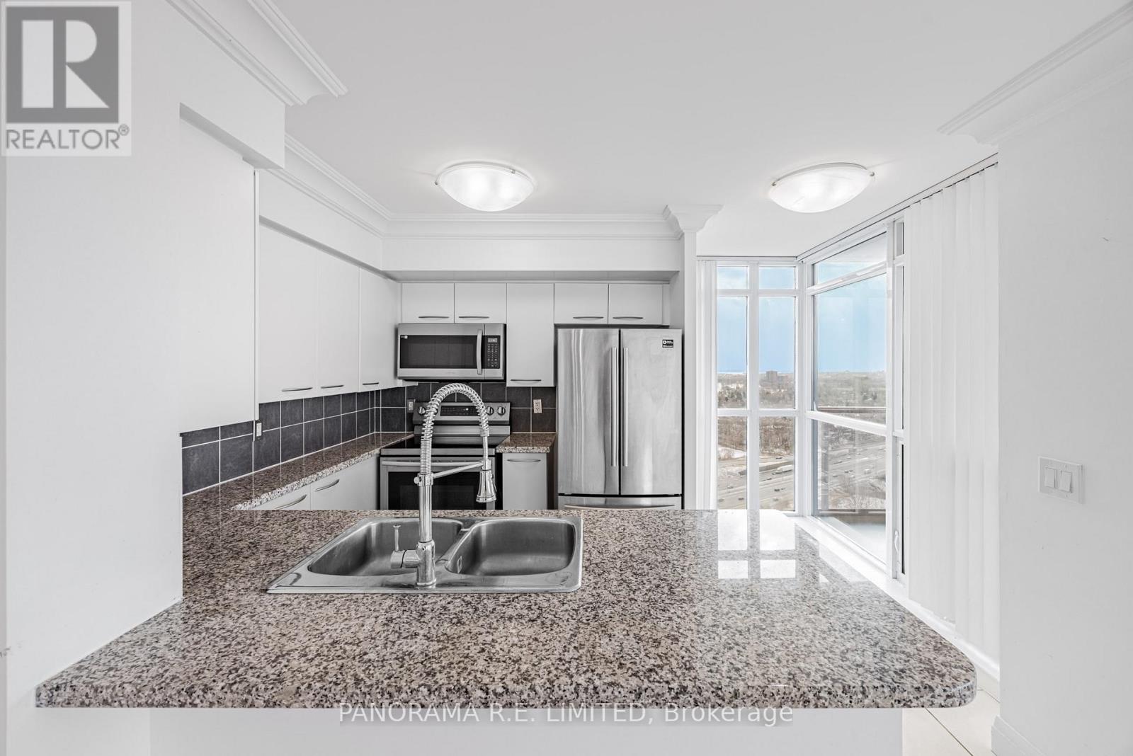 2909 - 225 Sherway Gardens Road, Toronto, Ontario  M9C 0A3 - Photo 6 - W12654646