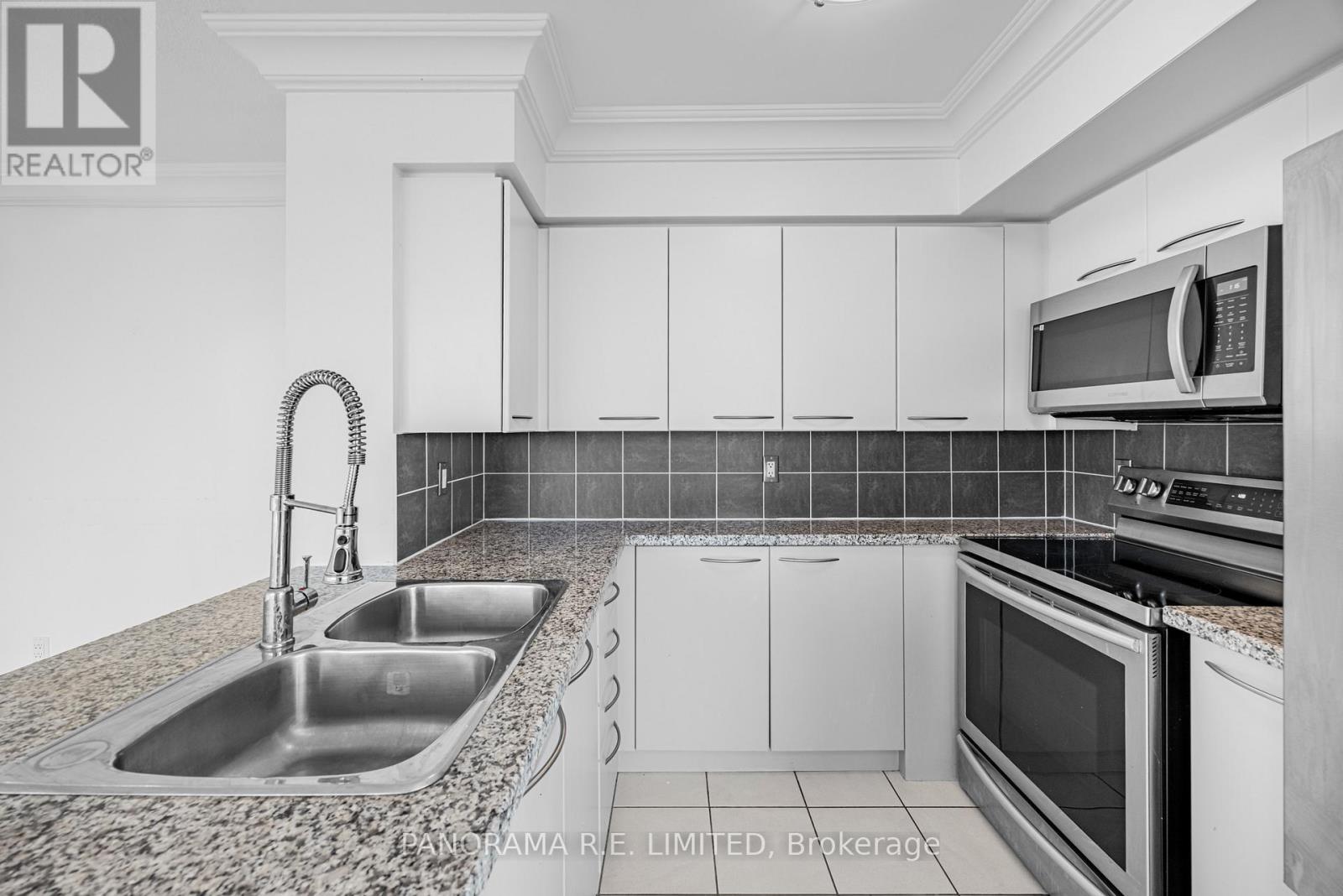 2909 - 225 Sherway Gardens Road, Toronto, Ontario  M9C 0A3 - Photo 7 - W12654646