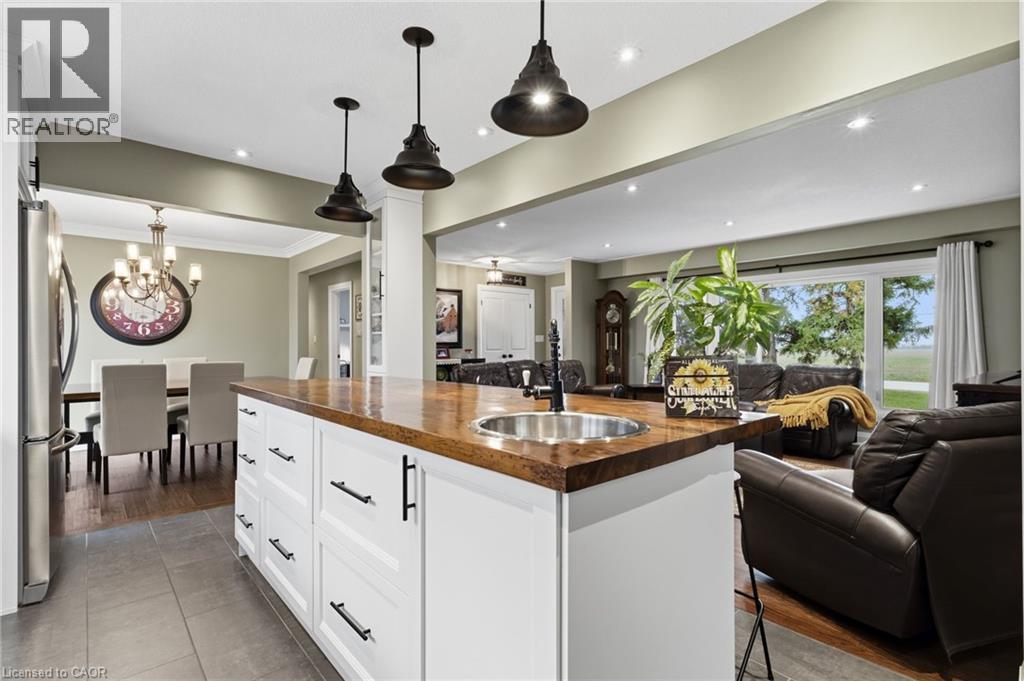 2116 Binbrook Road E, Hamilton, Ontario  L0R 1C0 - Photo 10 - 40794689