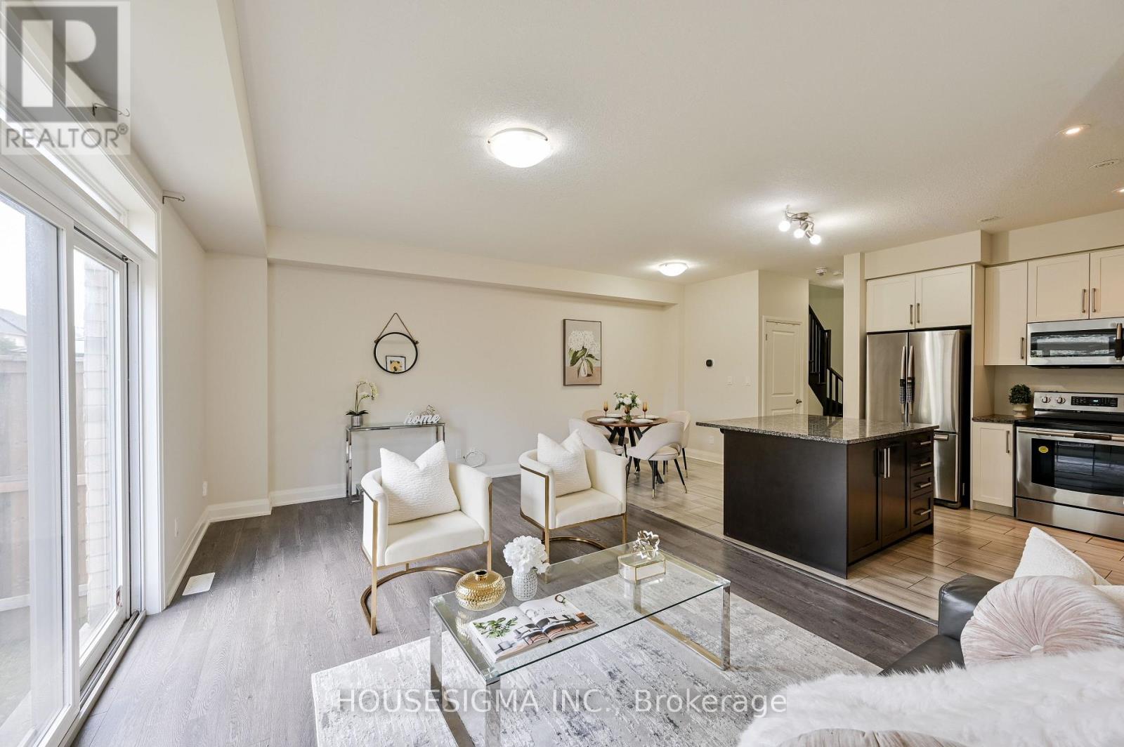 146 Law Drive, Guelph, Ontario  N1E 0M2 - Photo 12 - X12654632