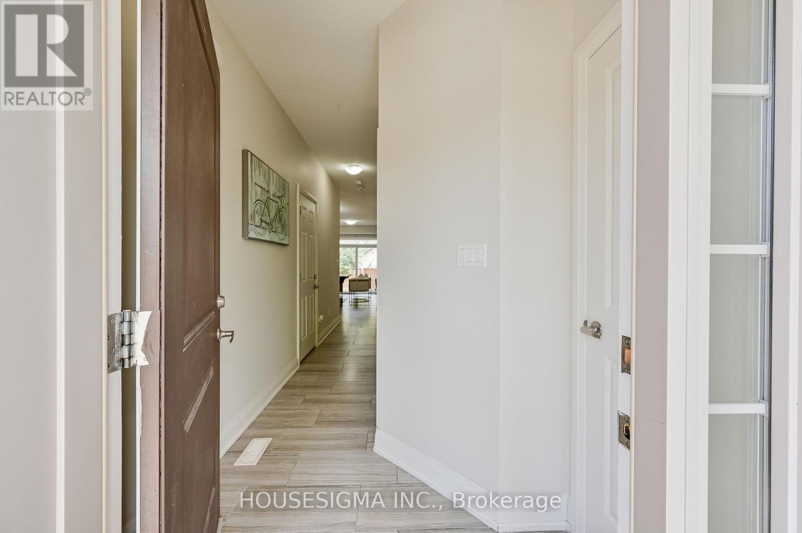 146 Law Drive, Guelph, Ontario  N1E 0M2 - Photo 5 - X12654632