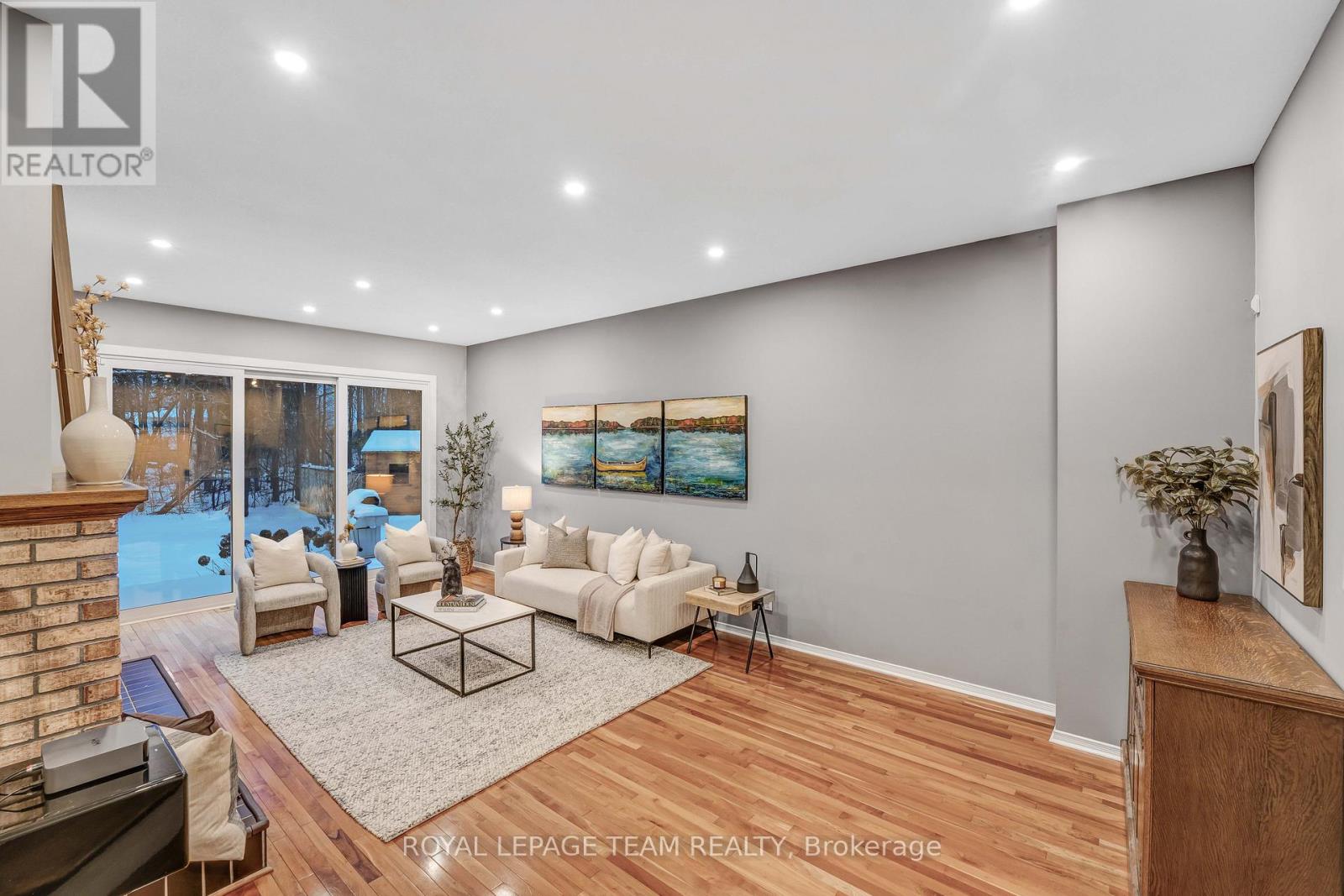 3831 Autumnwood Street, Ottawa, Ontario  K1T 2G9 - Photo 13 - X12654656