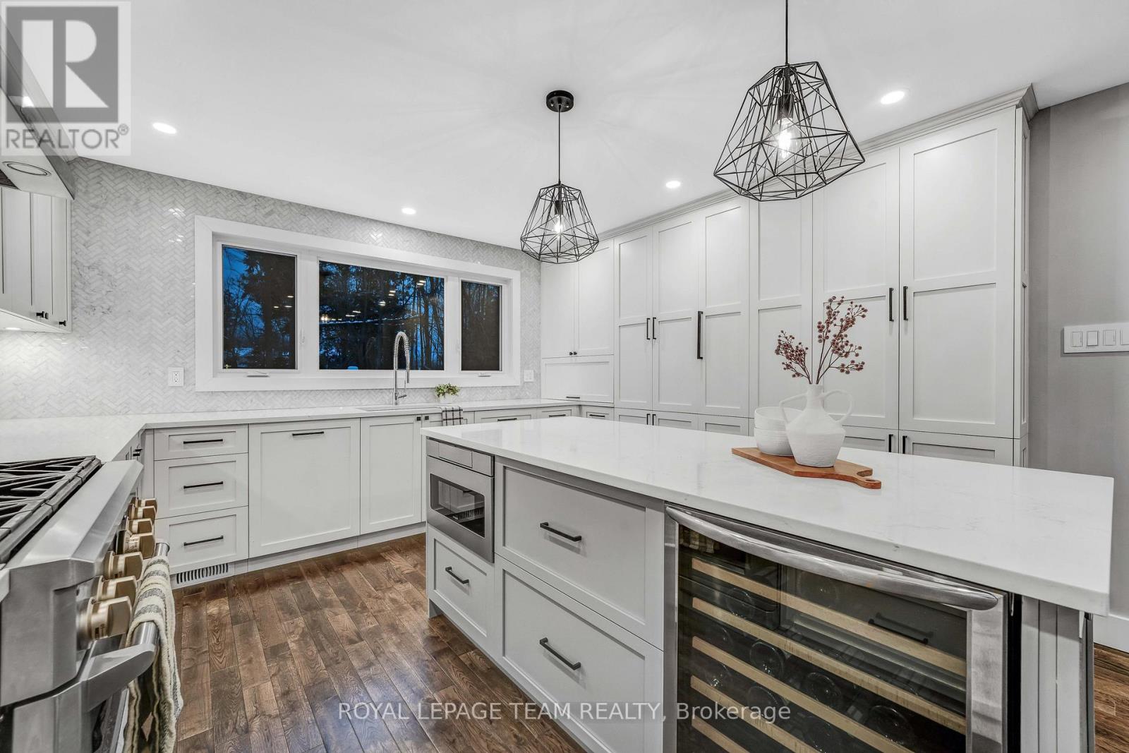 3831 Autumnwood Street, Ottawa, Ontario  K1T 2G9 - Photo 20 - X12654656