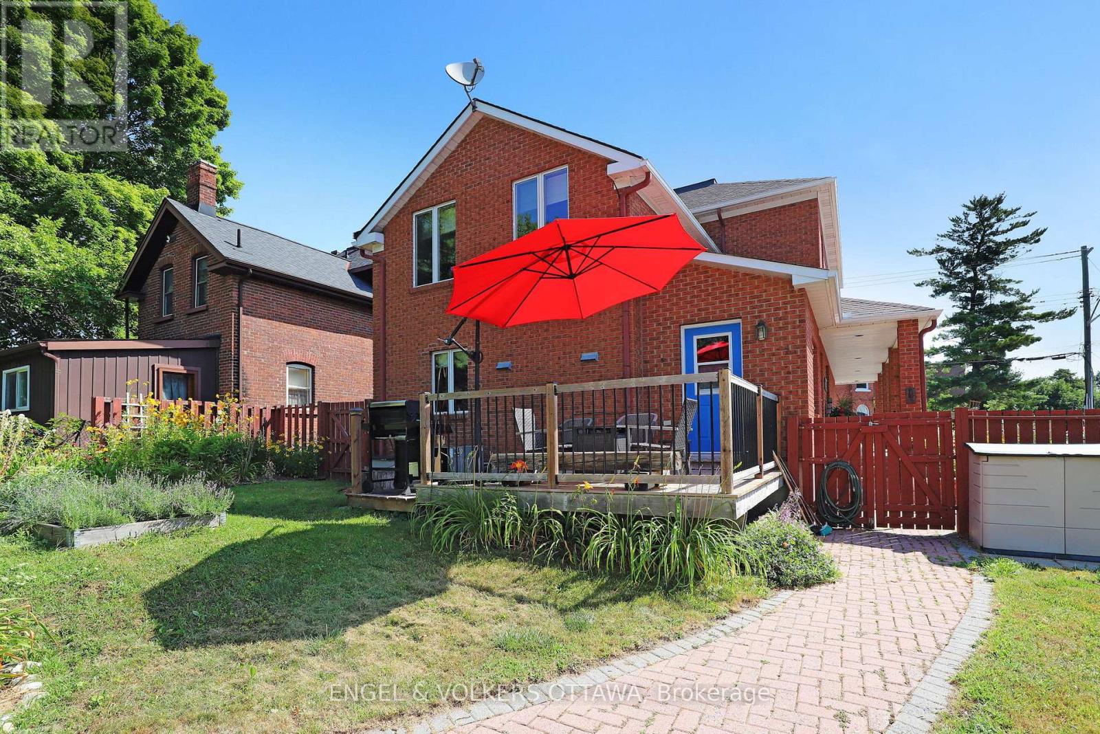 190 John Street N, Arnprior, Ontario  K7S 2N9 - Photo 33 - X12654676