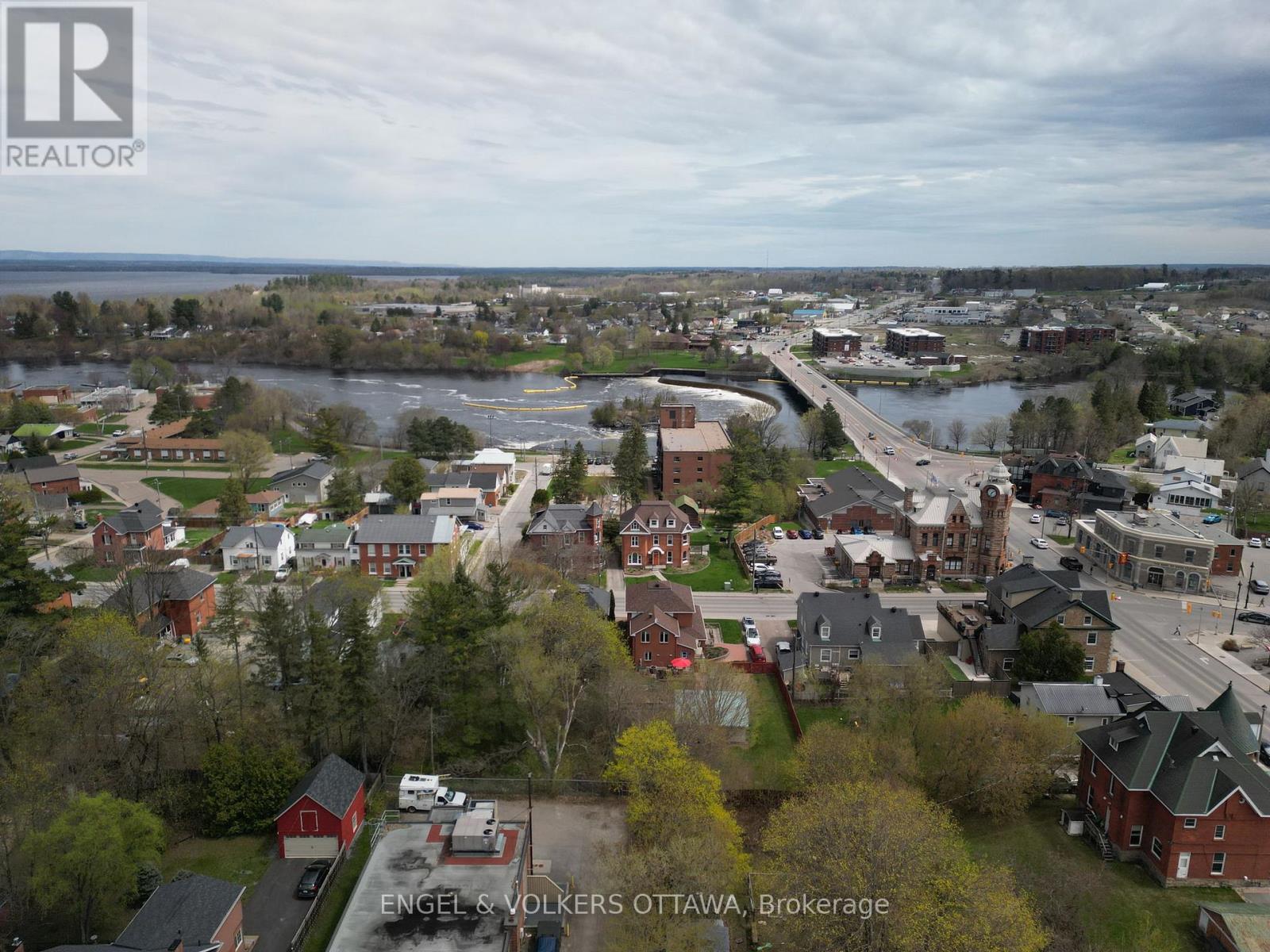 190 John Street N, Arnprior, Ontario  K7S 2N9 - Photo 44 - X12654676