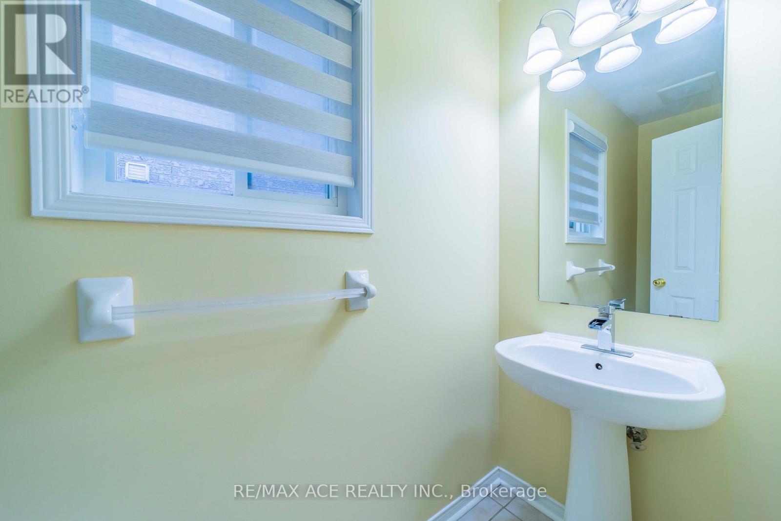 65 Blackthorn Drive, Vaughan, Ontario  L6A 3N5 - Photo 14 - N12654652