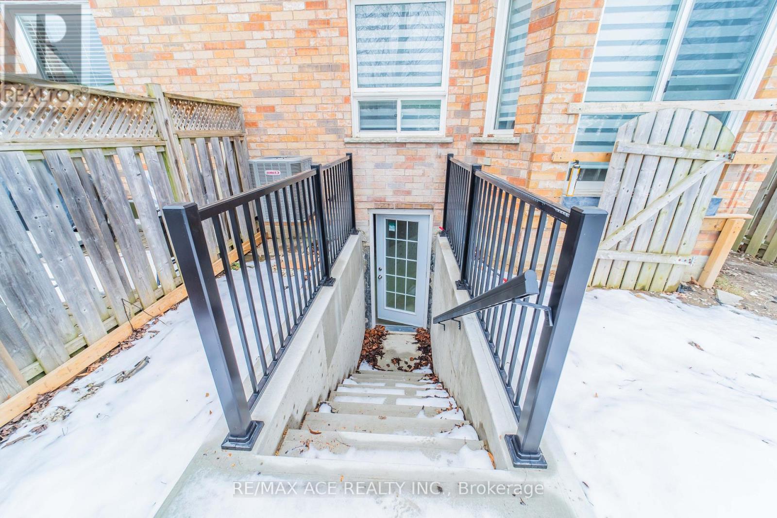 65 Blackthorn Drive, Vaughan, Ontario  L6A 3N5 - Photo 27 - N12654652