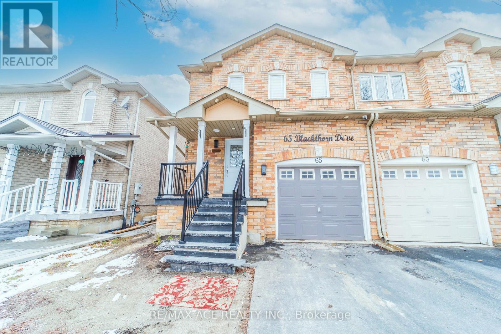 65 Blackthorn Drive, Vaughan, Ontario  L6A 3N5 - Photo 3 - N12654652