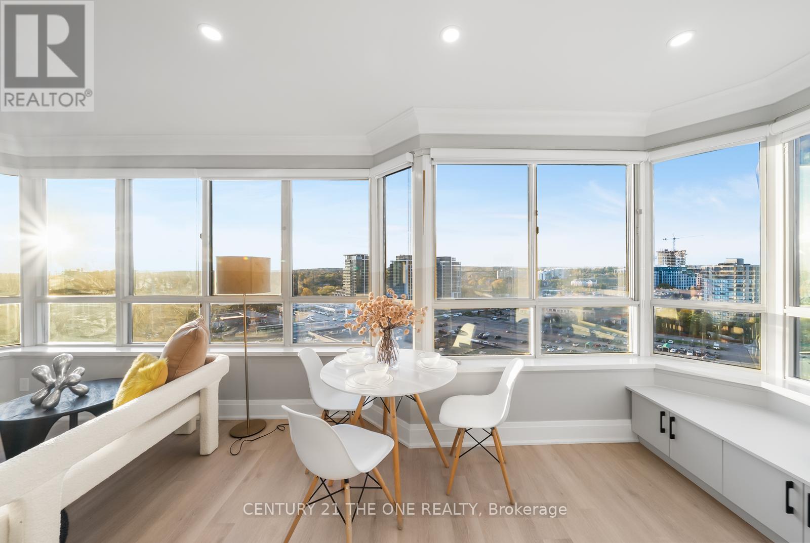 Ph03 - 33 Weldrick Road E, Richmond Hill, Ontario  L4C 8W4 - Photo 5 - N12654664