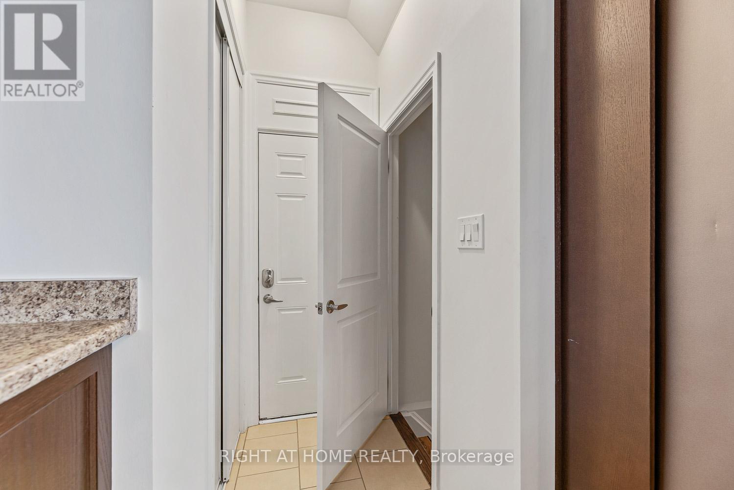 41 Stedford Crescent, Brampton, Ontario  L7A 4P5 - Photo 13 - W12654686