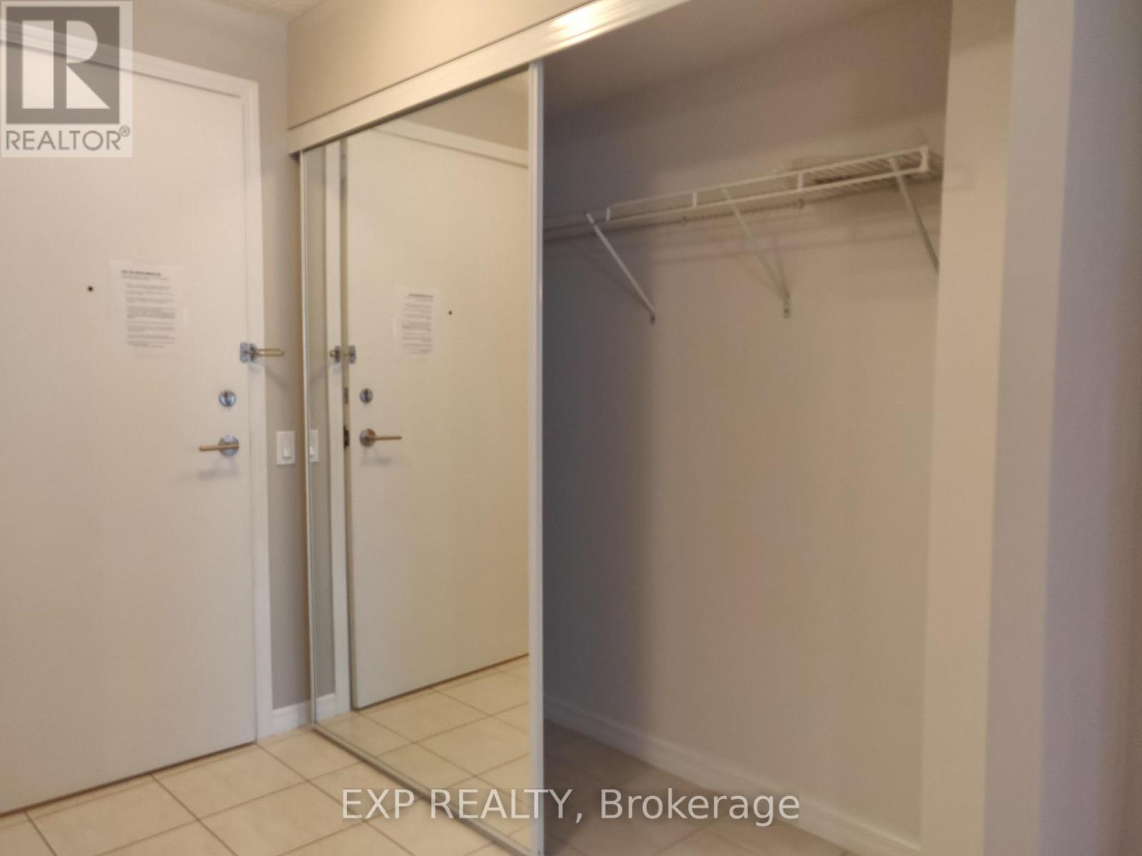 432 - 60 Heintzman Street, Toronto, Ontario  M6P 5A1 - Photo 7 - W12654690