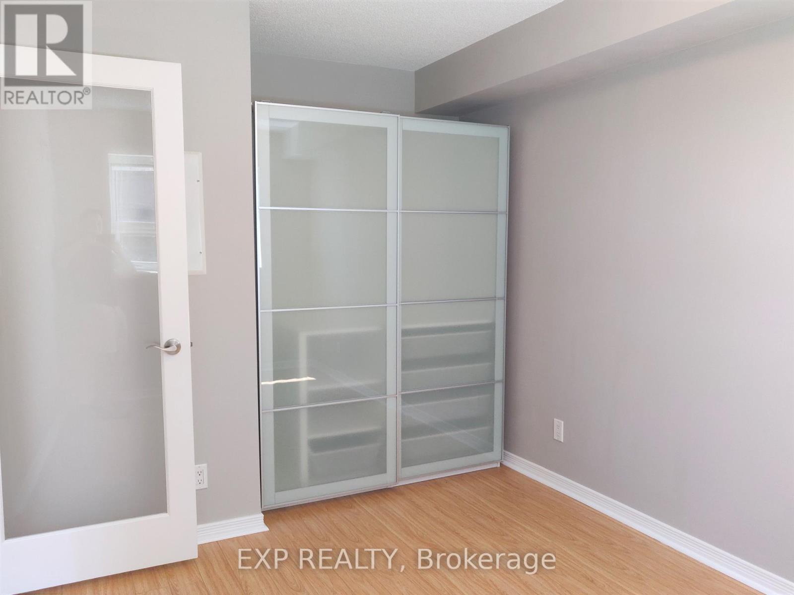 432 - 60 Heintzman Street, Toronto, Ontario  M6P 5A1 - Photo 9 - W12654690