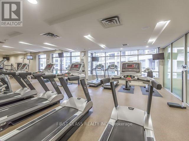 1612 - 3880 Duke Of York Boulevard, Mississauga, Ontario  L5B 4M7 - Photo 25 - W12654704