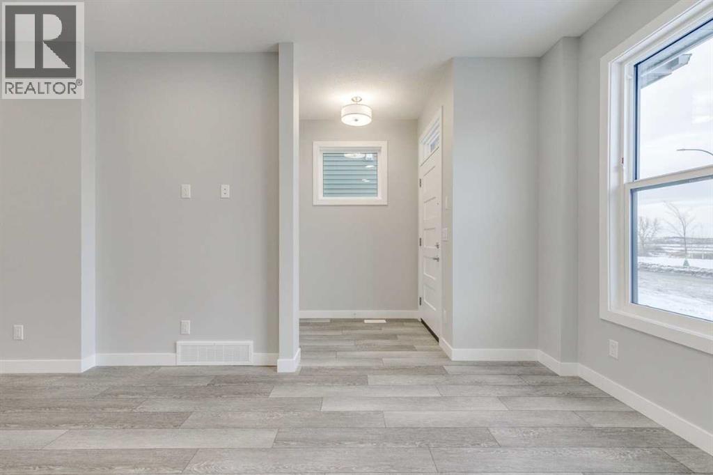 137 Silverton Glen Way Sw, Calgary, Alberta  T2X 5B9 - Photo 6 - A2263296