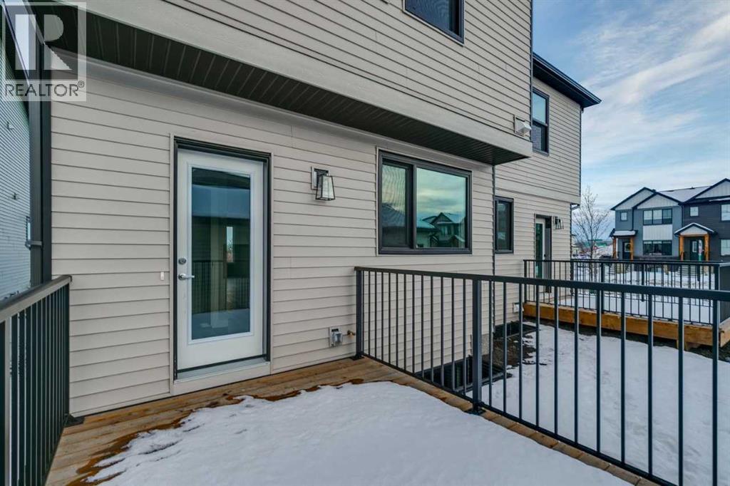 137 Silverton Glen Way Sw, Calgary, Alberta  T2X 5B9 - Photo 4 - A2263296