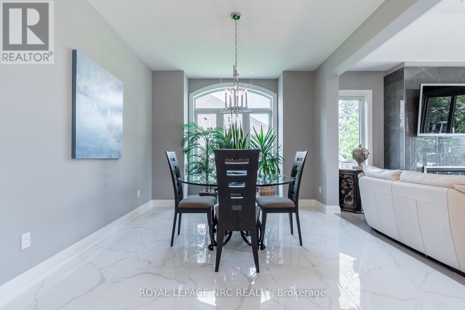 11 Emily Lane, Pelham, Ontario  L0S 1E4 - Photo 14 - X12654720