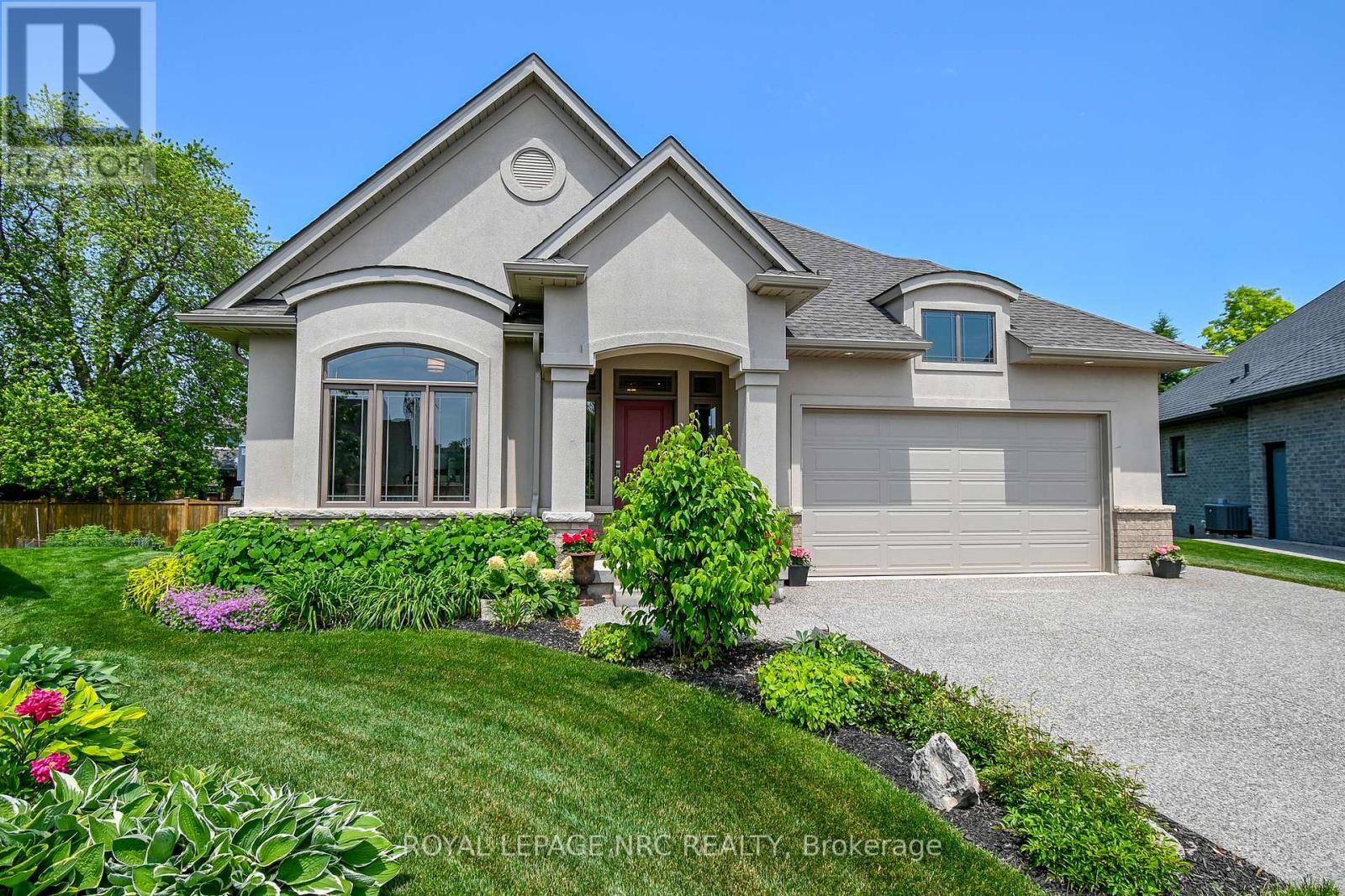 11 Emily Lane, Pelham, Ontario  L0S 1E4 - Photo 3 - X12654720