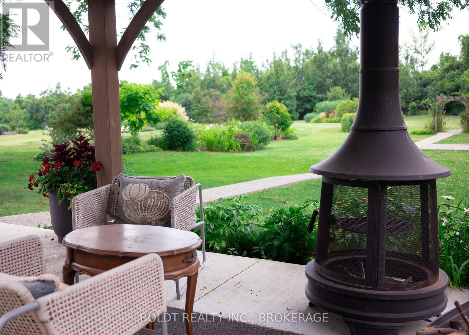 2440 Decew Road, Thorold, Ontario  L0S 1E6 - Photo 11 - X12654724