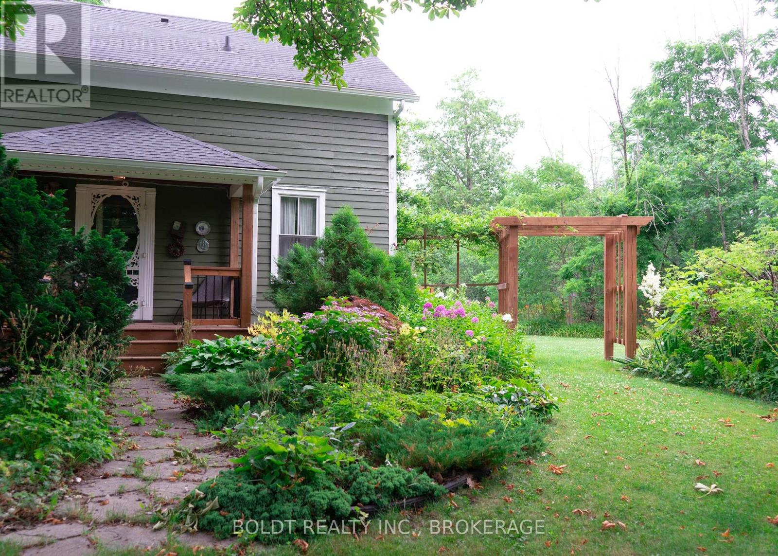 2440 Decew Road, Thorold, Ontario  L0S 1E6 - Photo 6 - X12654724