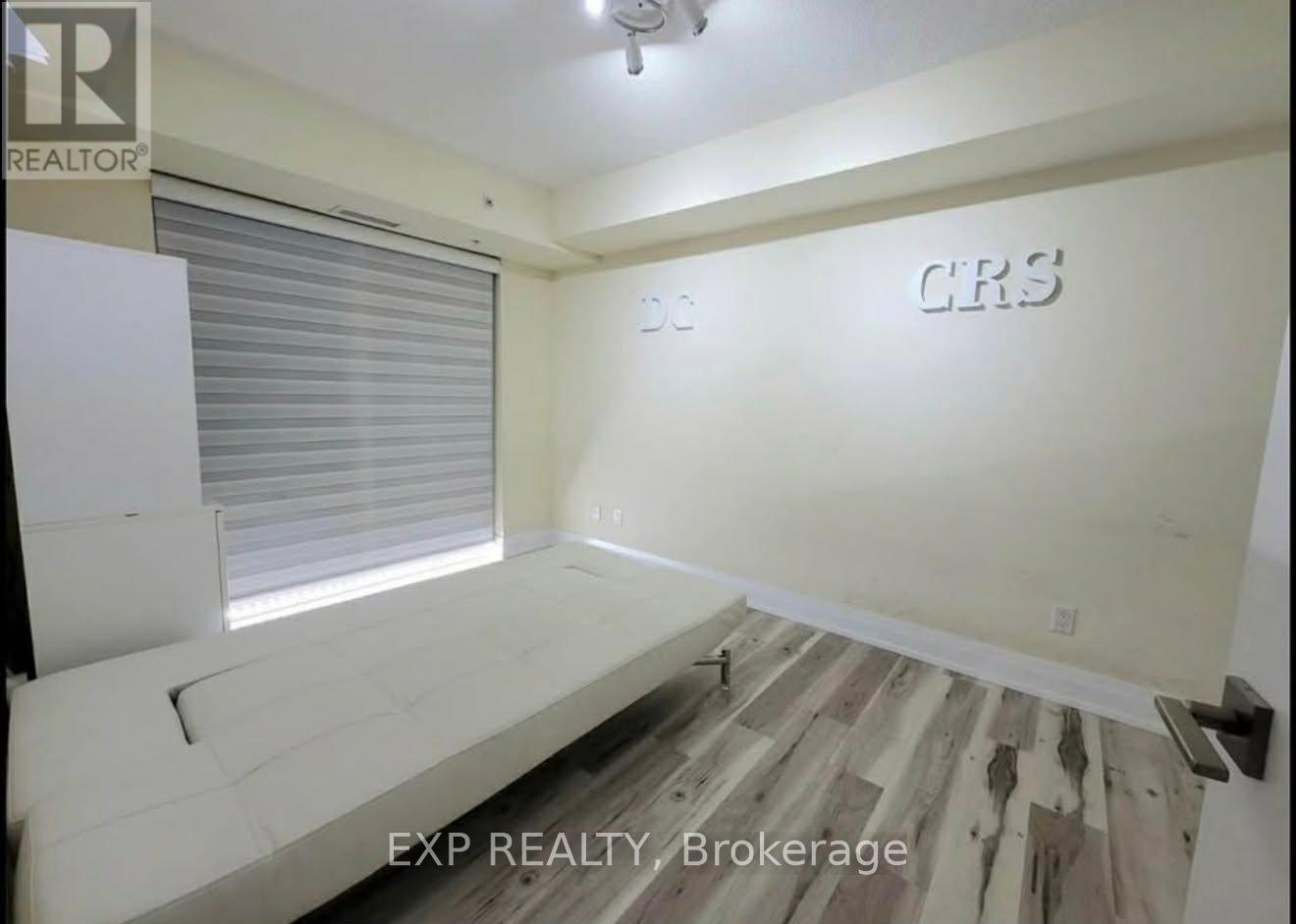 112-E - 555 Wilson Avenue, Toronto, Ontario  M3H 0C5 - Photo 3 - C12654734