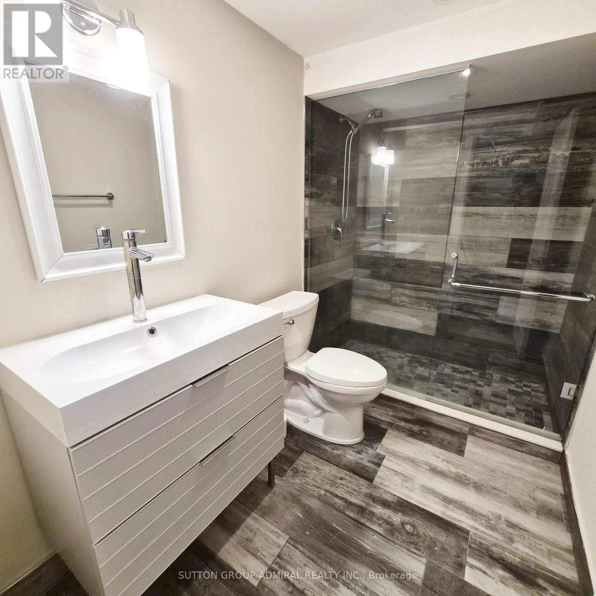 104 Armitage Drive, Newmarket, Ontario  L3Y 5L7 - Photo 18 - N12654710