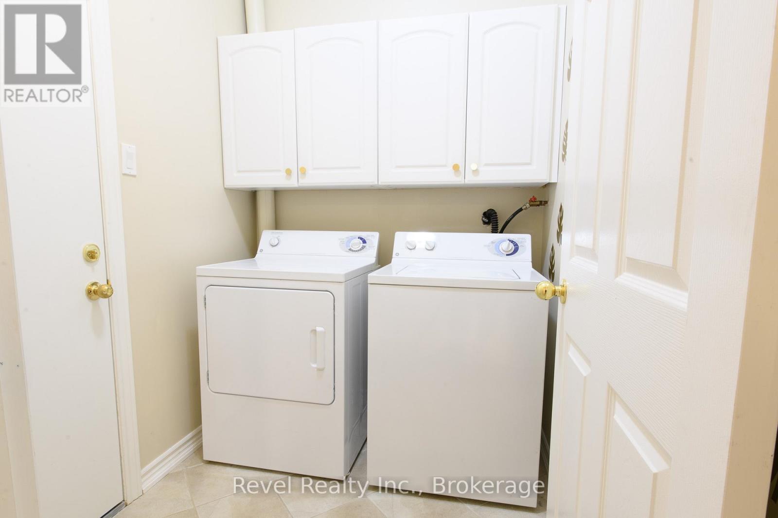 19 - 110 Napier Street W, Blue Mountains, Ontario  N0H 2P0 - Photo 20 - X12575160