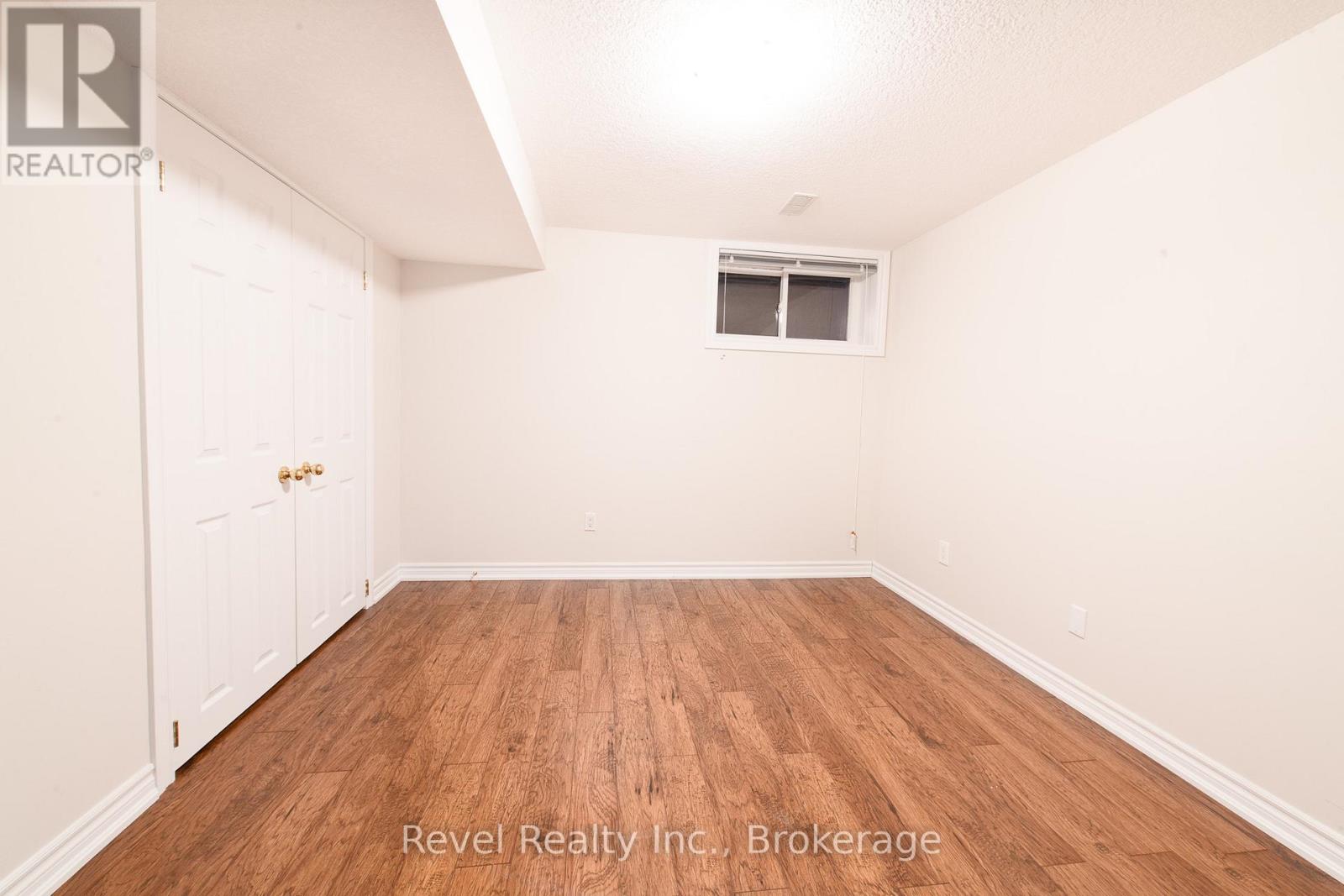 19 - 110 Napier Street W, Blue Mountains, Ontario  N0H 2P0 - Photo 22 - X12575160