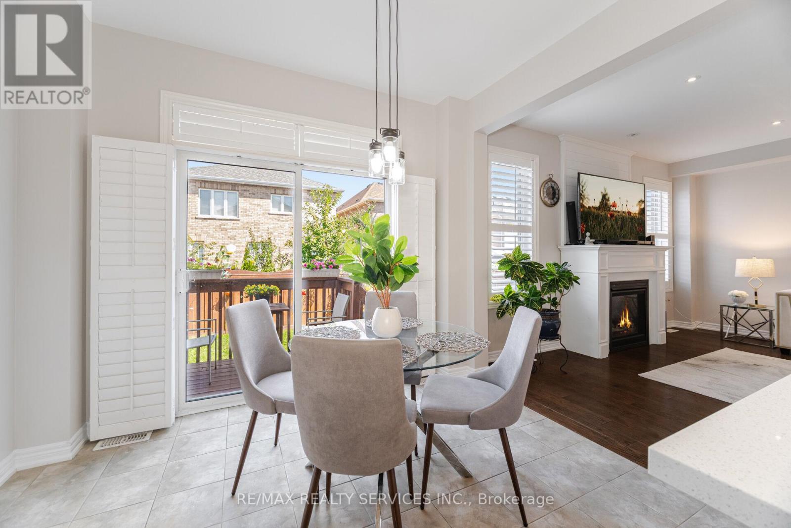 9 Meadowcreek Road, Caledon, Ontario  L7C 3Y9 - Photo 12 - W12654708