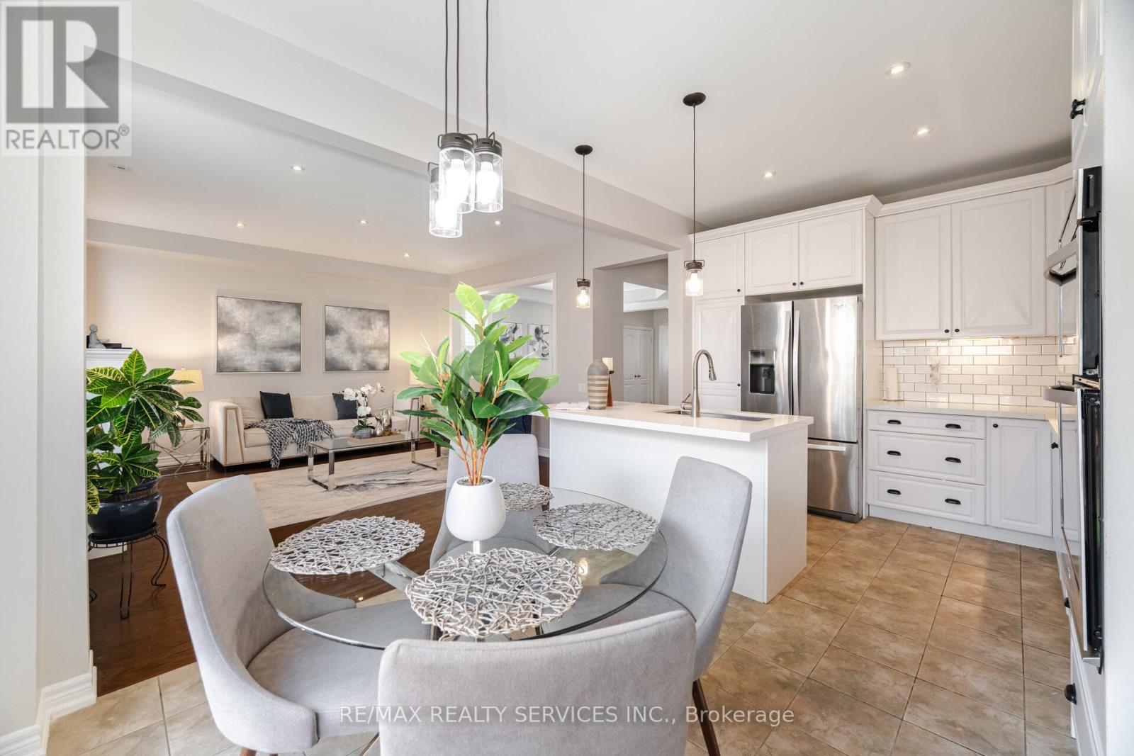 9 Meadowcreek Road, Caledon, Ontario  L7C 3Y9 - Photo 13 - W12654708