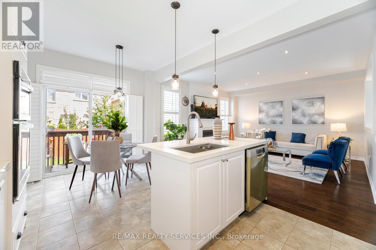 9 Meadowcreek Road, Caledon, Ontario  L7C 3Y9 - Photo 17 - W12654708