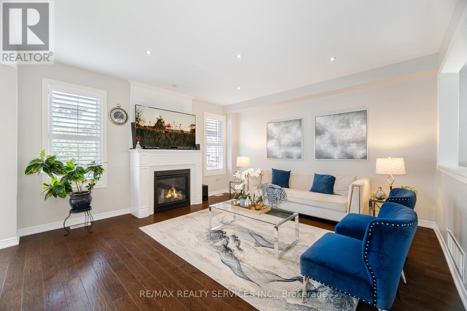 9 Meadowcreek Road, Caledon, Ontario  L7C 3Y9 - Photo 7 - W12654708