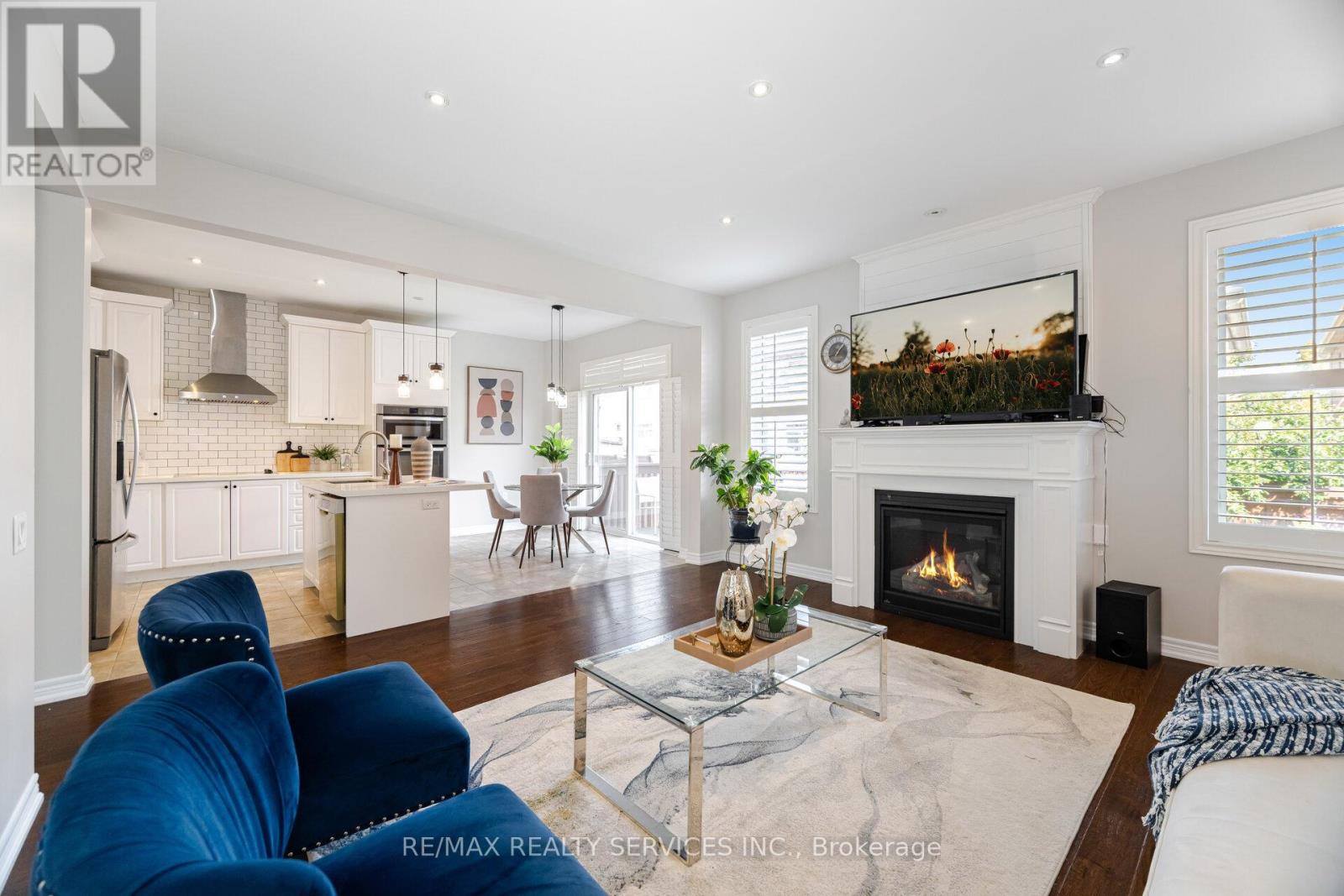 9 Meadowcreek Road, Caledon, Ontario  L7C 3Y9 - Photo 9 - W12654708