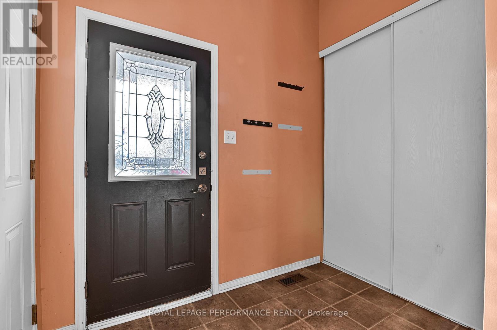 622 Louis Toscano Drive, Ottawa, Ontario  K4A 0B3 - Photo 3 - X12606984