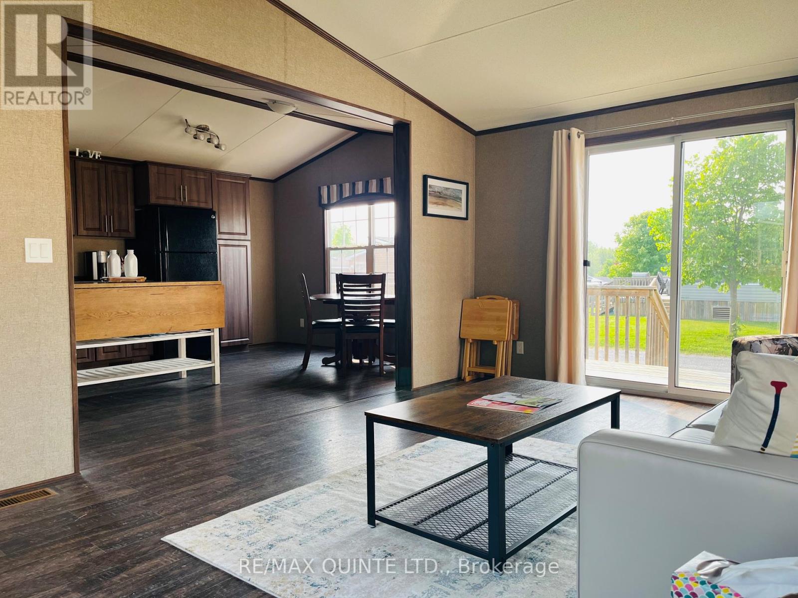 8 Cricket Ln - 486 County Road 18, Prince Edward County, Ontario  K0K 1P0 - Photo 15 - X12654776