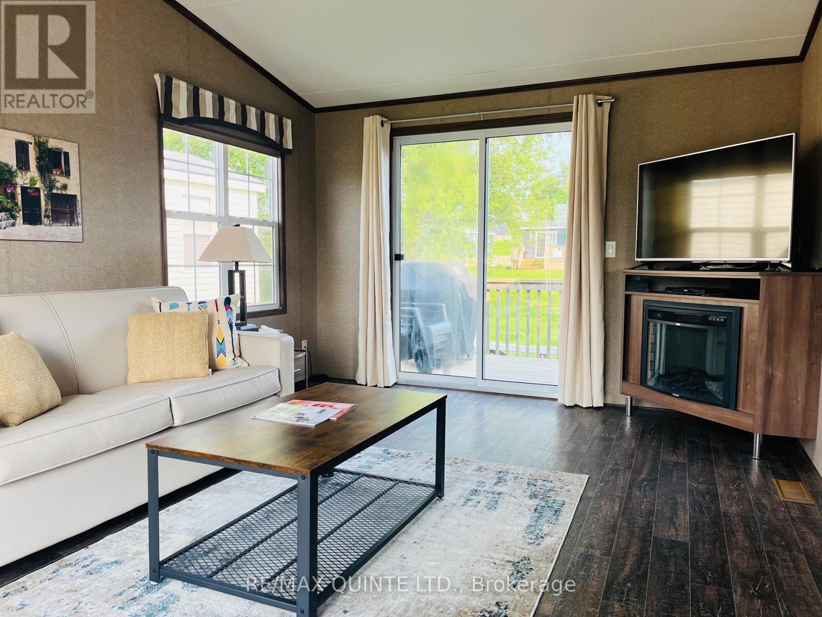 8 Cricket Ln - 486 County Road 18, Prince Edward County, Ontario  K0K 1P0 - Photo 18 - X12654776