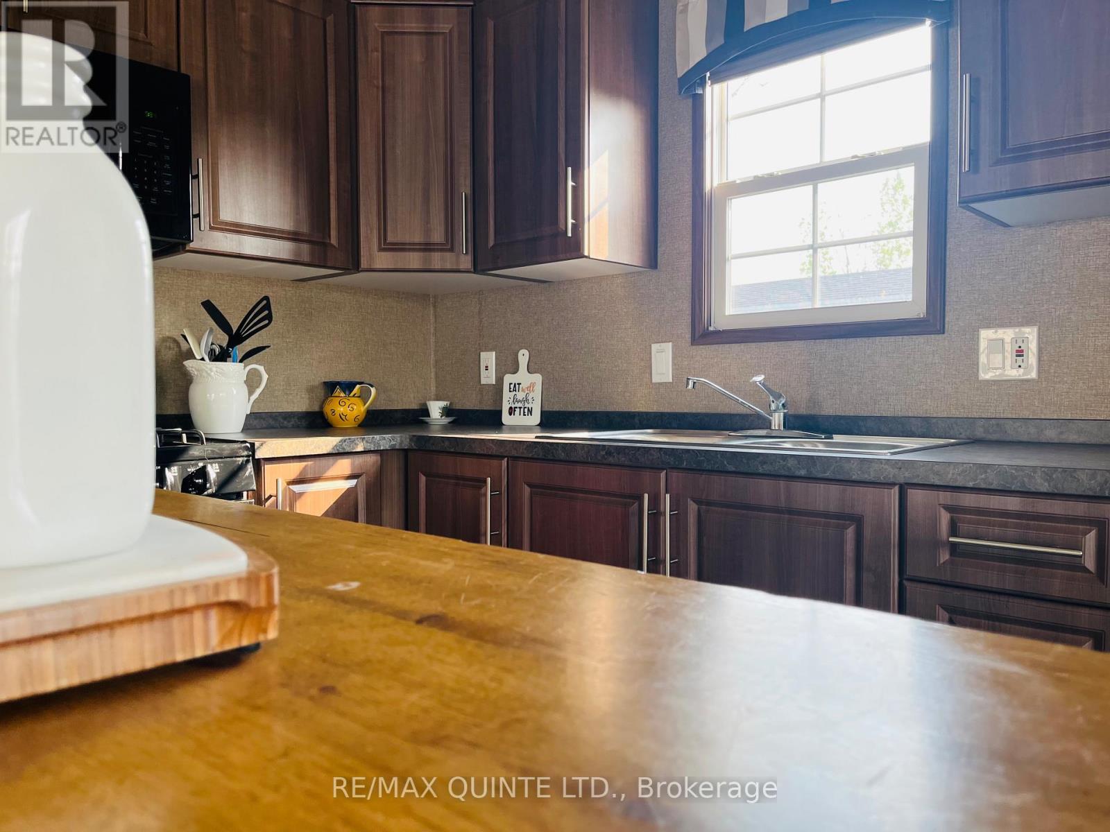 8 Cricket Ln - 486 County Road 18, Prince Edward County, Ontario  K0K 1P0 - Photo 33 - X12654776